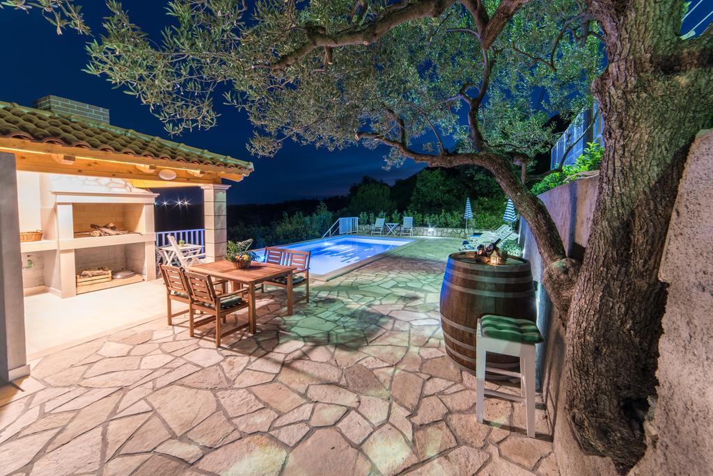 Olive Garden Apartments Čilipi エクステリア 写真